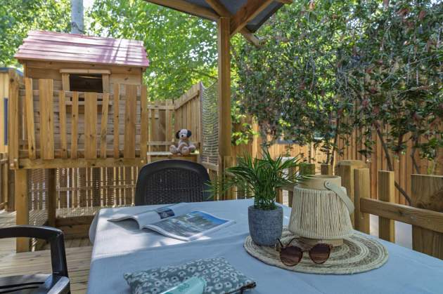 2025 Capfun Les Mimosas Heb Tiny home 4p 2ch 012